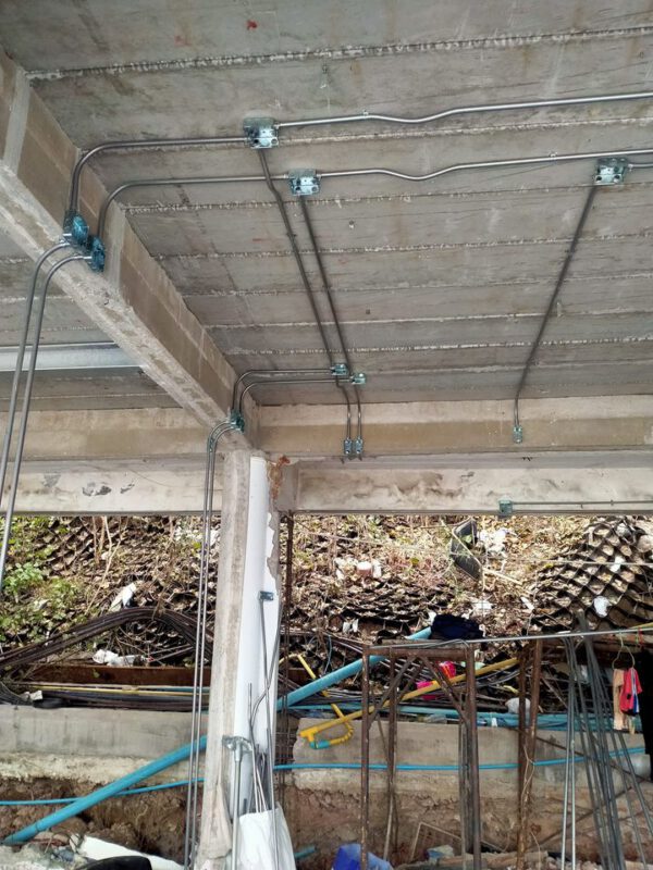 งานเดินสายไฟฟ้า